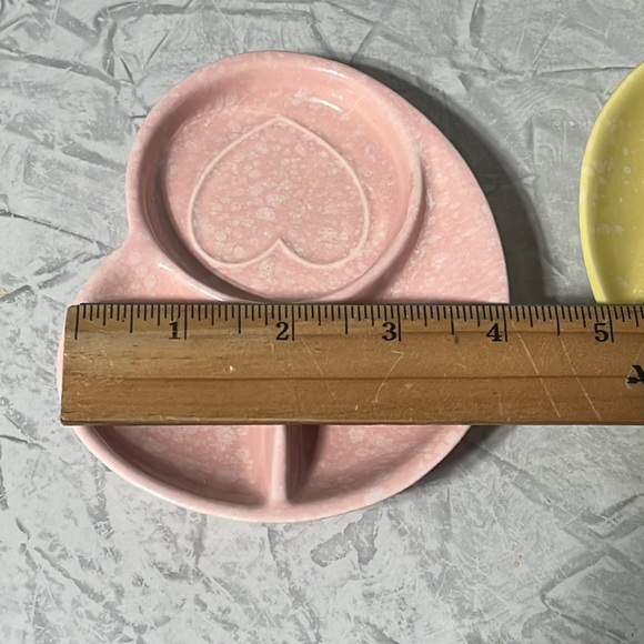 Set of 2 Shawnee USA 411 cup coaster/ ashtrays pink heart and yellow diamond mcm - Picture 6 of 13